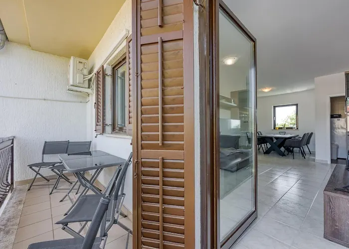 Tonka Apartman Kukci